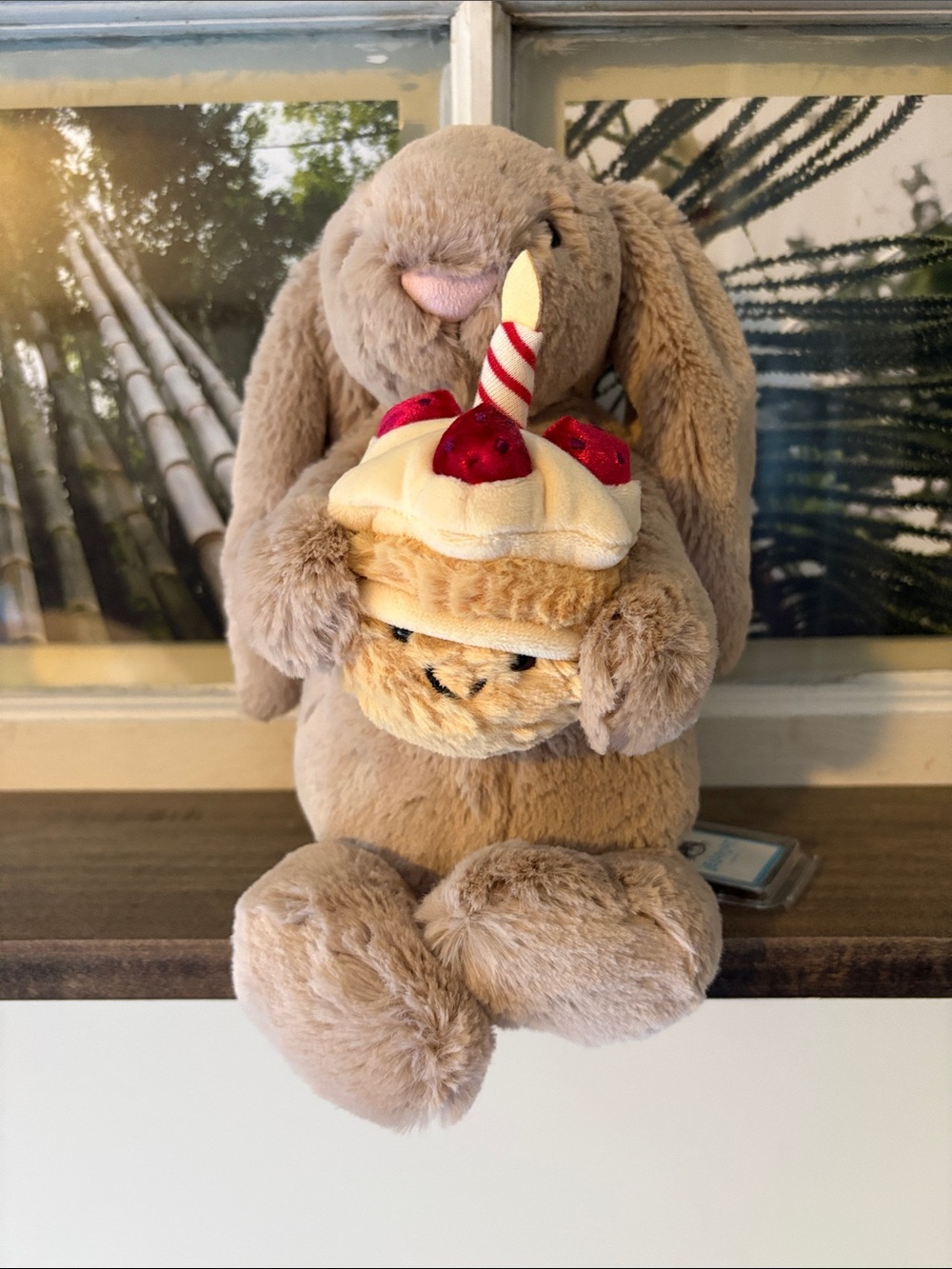 Jellycat Bashful Beige Bunny 'Birthday'